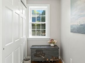 26 Summer Street 7, Marblehead MA 01945