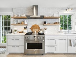 131 Front Street, Marblehead MA 01945