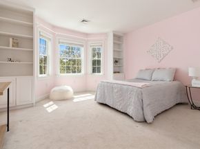 18 Symonds Way, Reading MA 01867