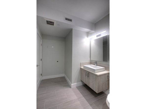 27 Jefferson 204, Marlborough MA 01752