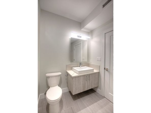 27 Jefferson 204, Marlborough MA 01752