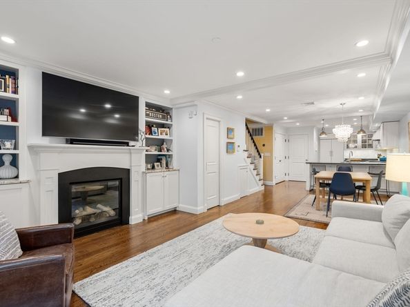 15 Hancock St 1, Boston MA 02114