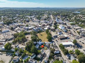 13 Center St, Woburn MA 01801