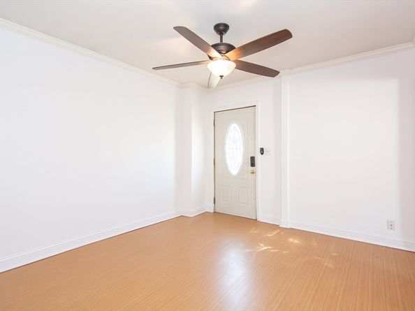 13 Center St, Woburn MA 01801