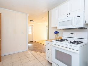 13 Center St, Woburn MA 01801
