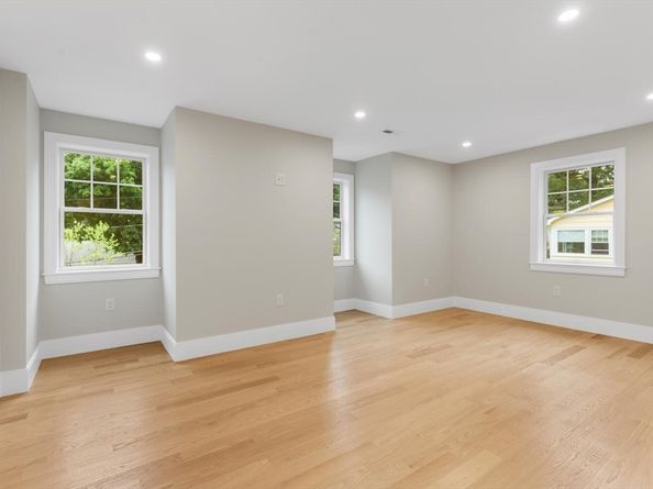 14 Grant Rd, Winchester MA 01890