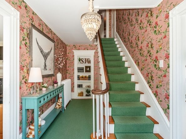 34 Mount Pleasant St, Rockport MA 01966