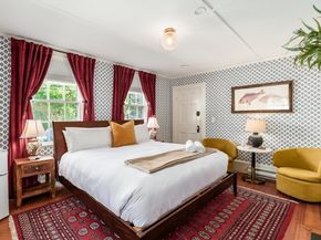 34 Mount Pleasant St, Rockport MA 01966