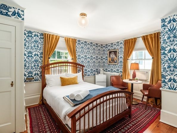 34 Mount Pleasant St, Rockport MA 01966
