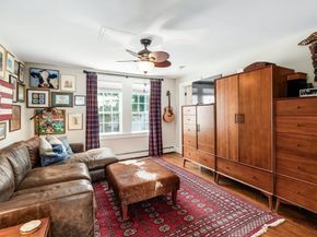 34 Mount Pleasant St, Rockport MA 01966