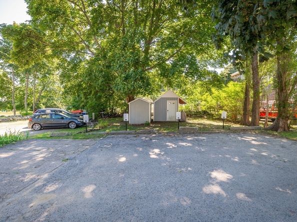 34 Mount Pleasant St, Rockport MA 01966
