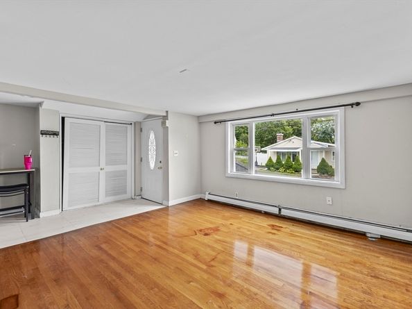 59 Summer Ave, Stoughton MA 02072