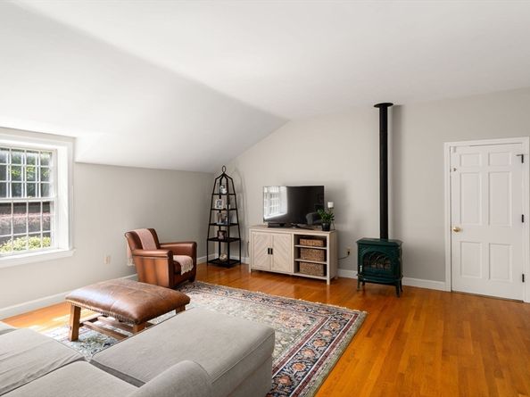 4 Willard Grant Rd, Sudbury MA 01776