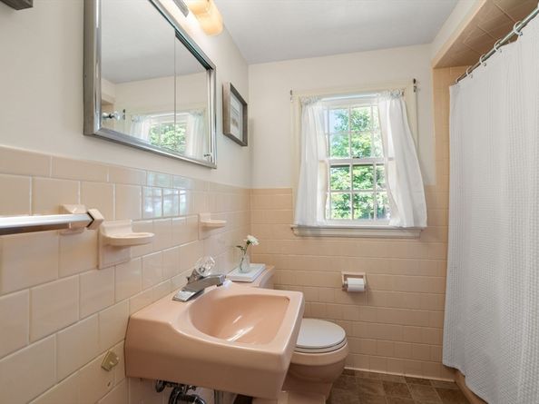4 Willard Grant Rd, Sudbury MA 01776