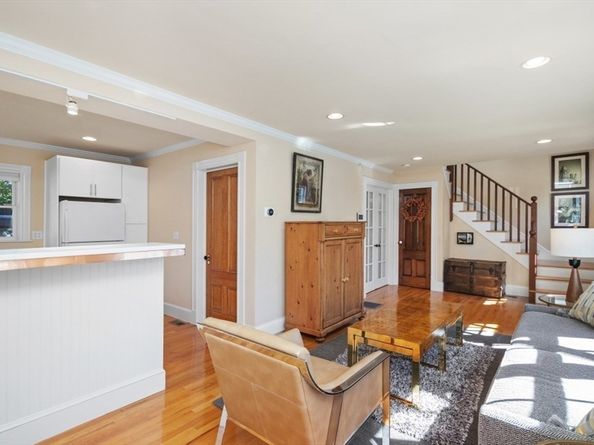 114 Wrentham St 2, Boston MA 02124