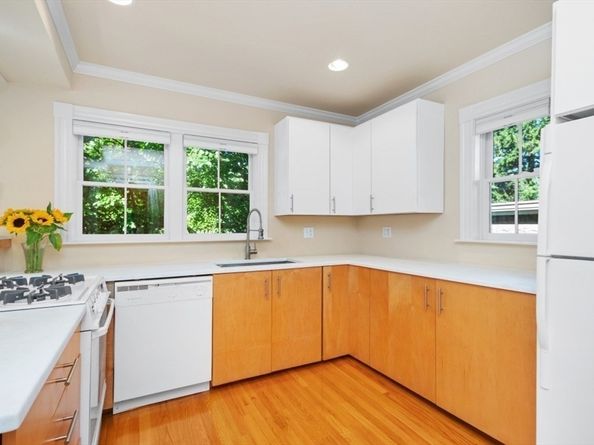 114 Wrentham St 2, Boston MA 02124