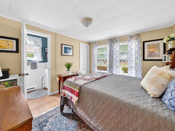 32 Windswept Rd, Wareham MA 02576
