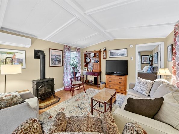32 Windswept Rd, Wareham MA 02576