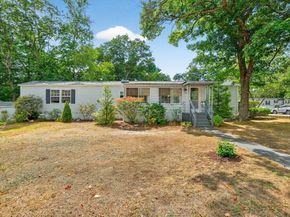 32 Windswept Rd, Wareham MA 02576