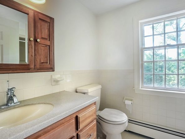 106 Evergreen St, Duxbury MA 02332