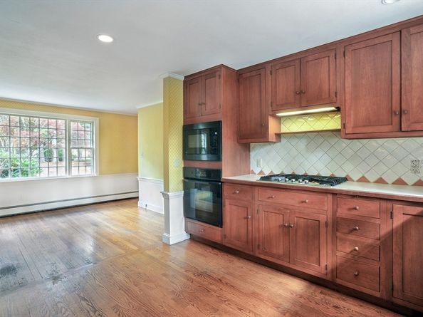 106 Evergreen St, Duxbury MA 02332