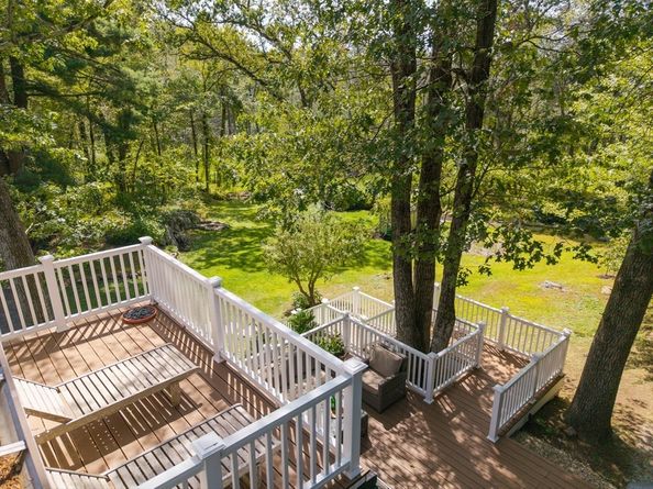 96 Conant, Weston MA 02493