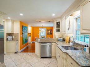 96 Conant, Weston MA 02493