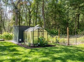 96 Conant, Weston MA 02493
