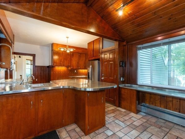 45 Cherry Place, Newton MA 02465