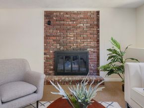8 Ivanhoe Dr, Lynnfield MA 01940
