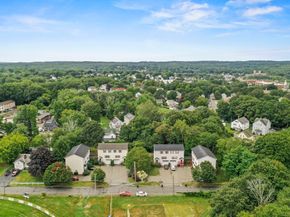 12 West Avenue B, Webster MA 01570