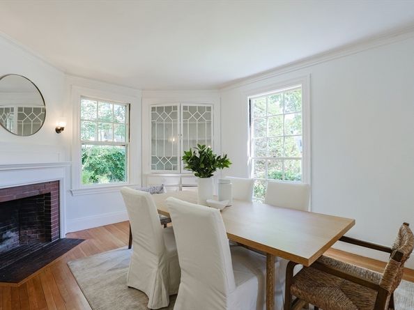 33 Birch Hill Rd, Newton MA 02465