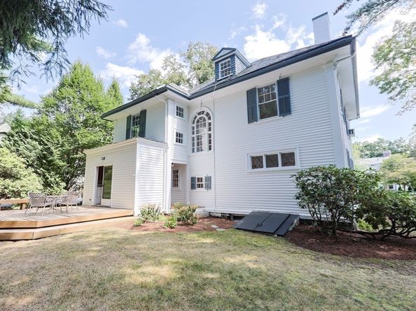 33 Birch Hill Rd, Newton MA 02465