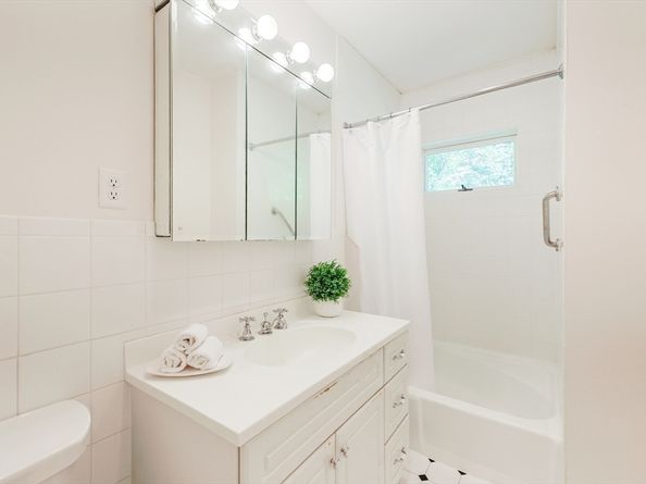 33 Birch Hill Rd, Newton MA 02465