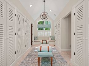 70 Old Farm Rd, Wellesley MA 02481