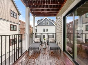 108-R Mount Pleasant Ave. 108R, Boston MA 02119