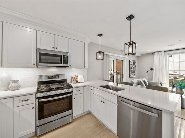 108-R Mount Pleasant Ave. 108R, Boston MA 02119