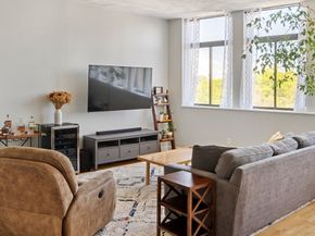 99 Gove St 14, Boston MA 02128