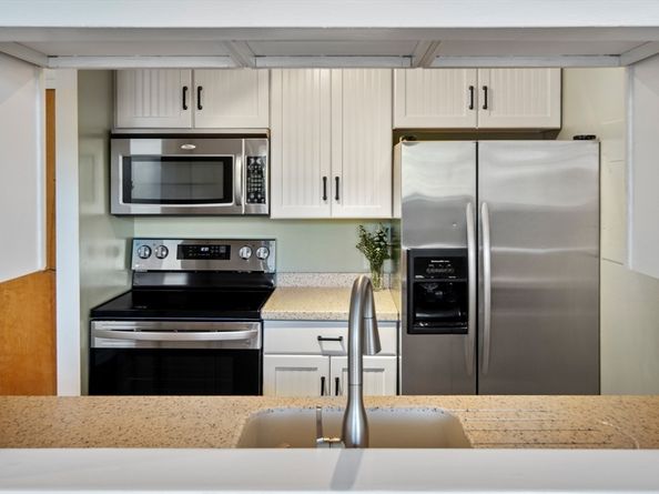 99 Gove St 14, Boston MA 02128