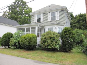 6 Broads Avenue