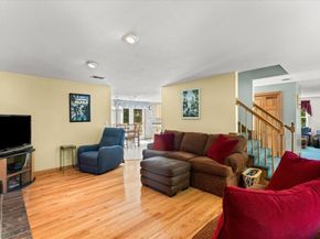 25 Plain St, East Bridgewater MA 02333
