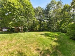 25 Plain St, East Bridgewater MA 02333