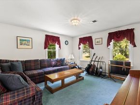 25 Plain St, East Bridgewater MA 02333
