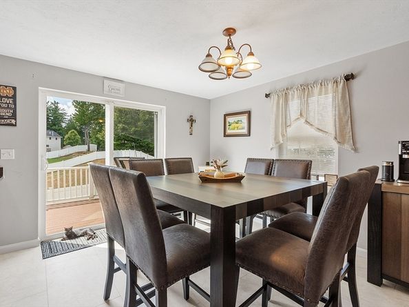 103 Brierwood Drive, Fitchburg MA 01420