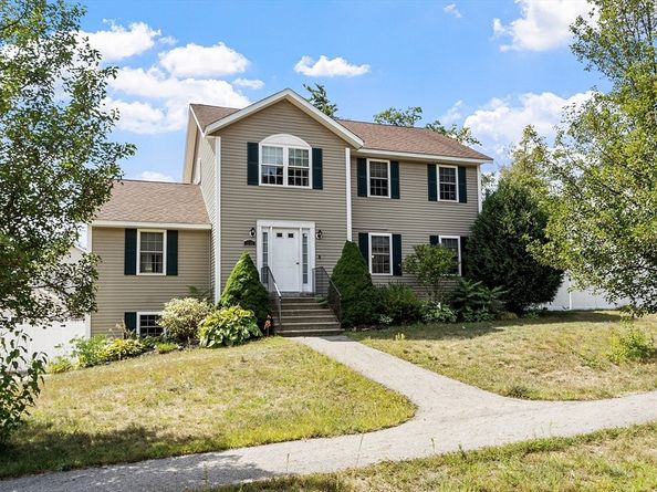 103 Brierwood Drive, Fitchburg MA 01420