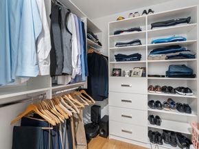 400 Hunnewell St 103, Needham MA 02494