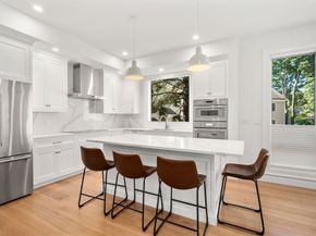 400 Hunnewell St 103, Needham MA 02494