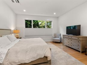 400 Hunnewell St 103, Needham MA 02494