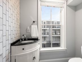 893 E 2nd St 9, Boston MA 02127