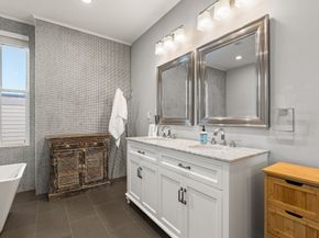 893 E 2nd St 9, Boston MA 02127